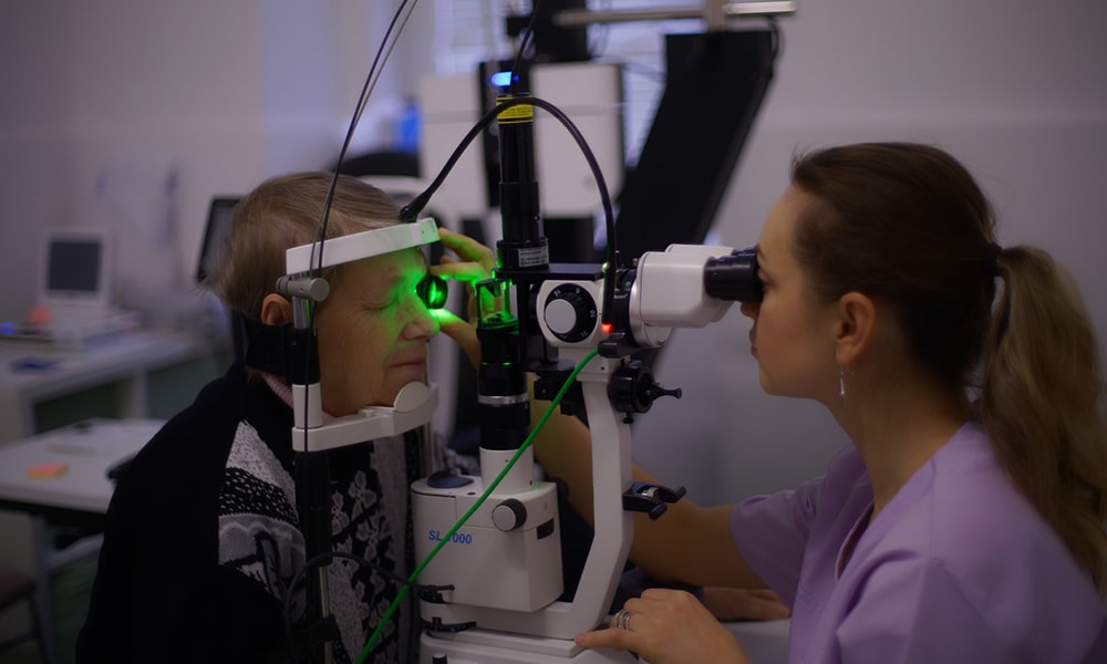 woman at ophthalmologist's check-up